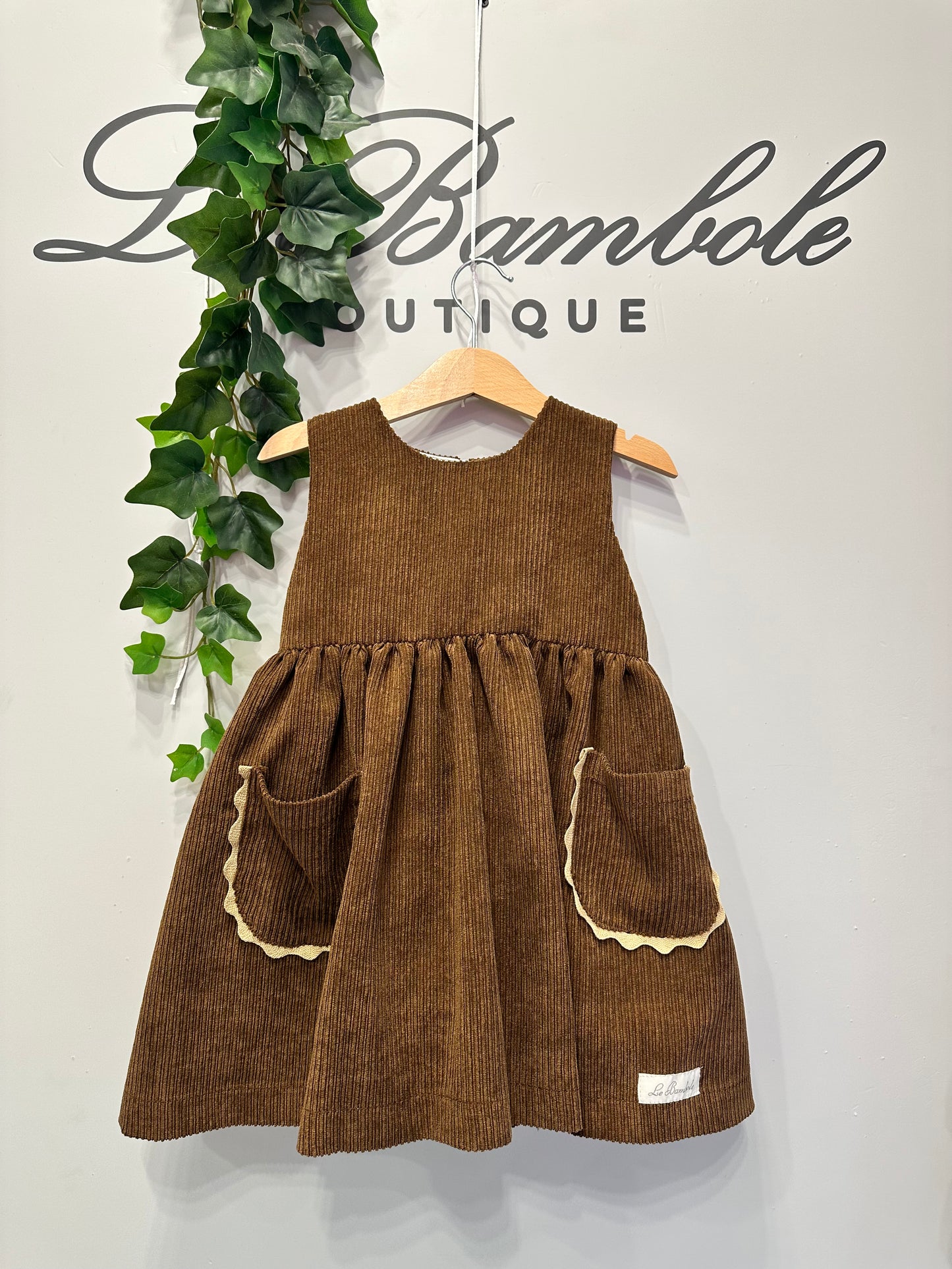 SCAMICIATA LE BAMBOLE
