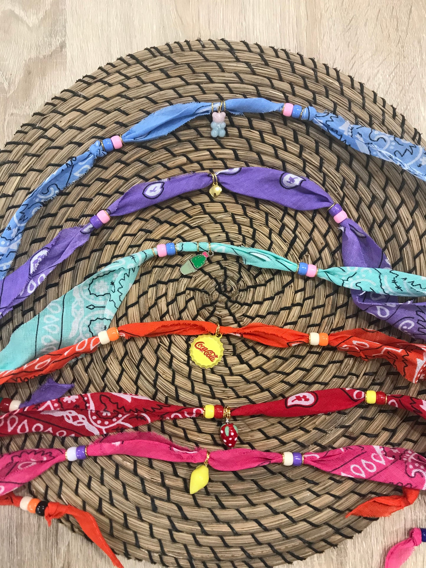 COLLANA CHARMS BANDANA