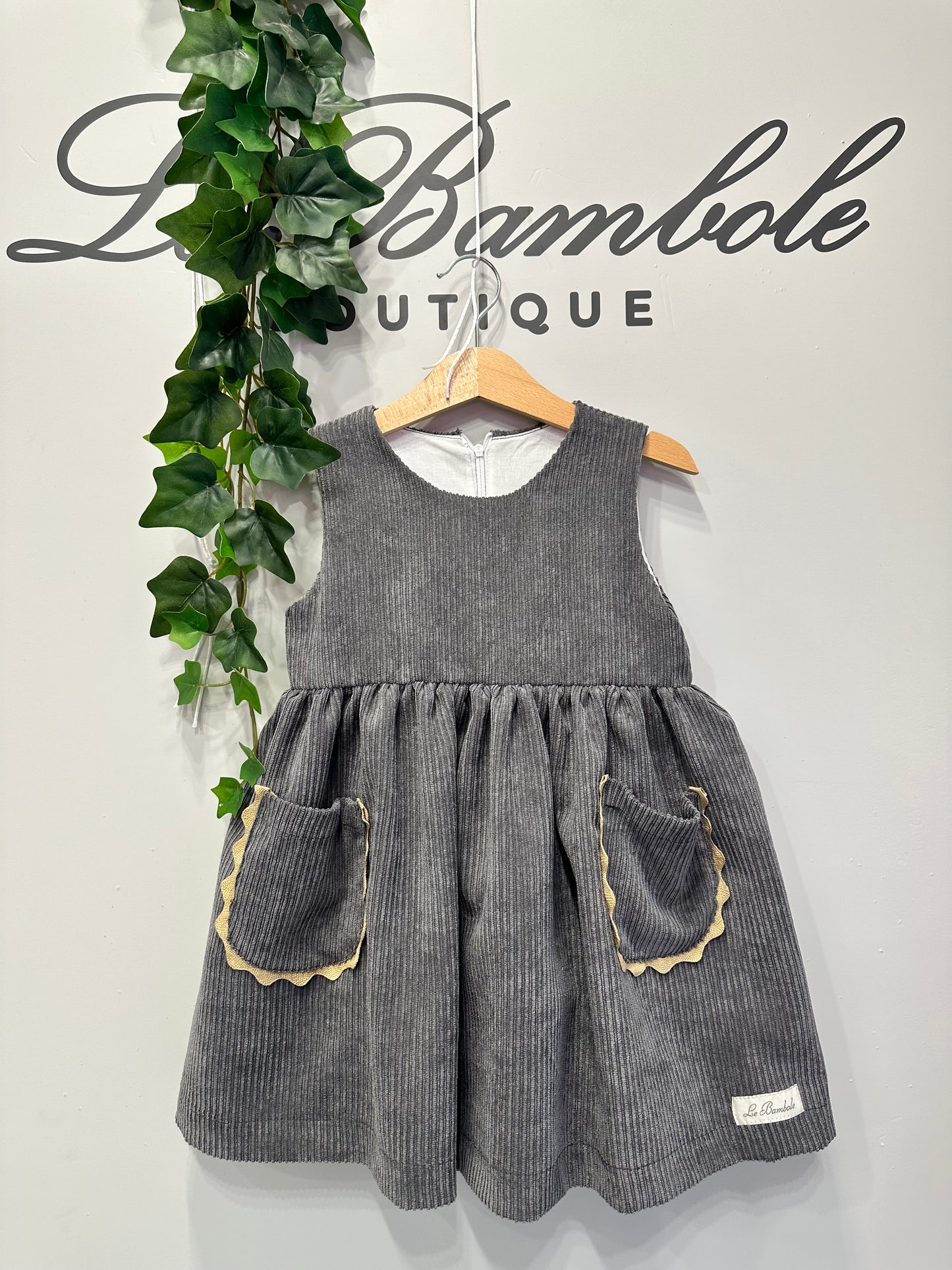 SCAMICIATA LE BAMBOLE