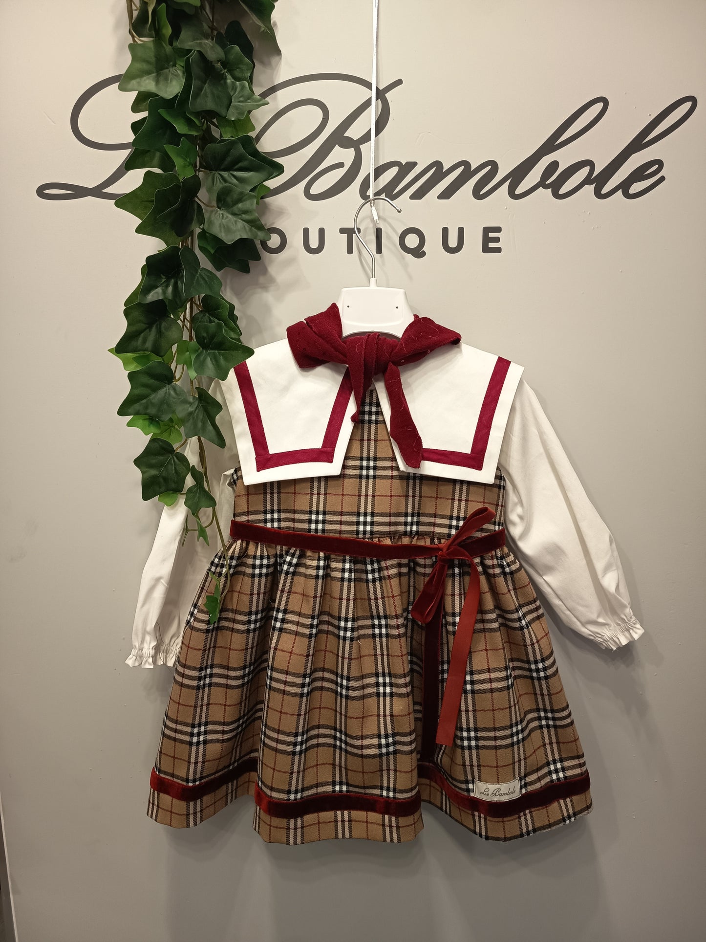 VESTITO SMANICATO LONDON