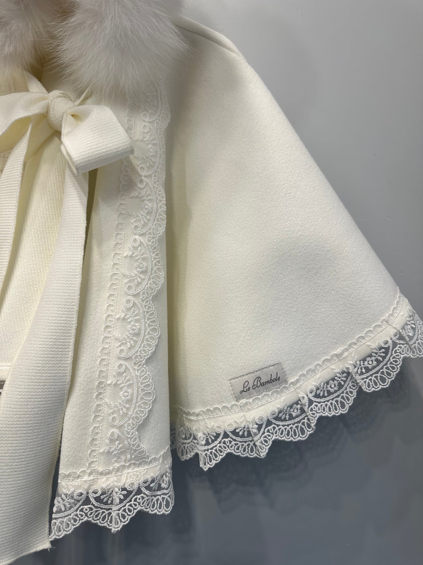 MANTELLA ELEGANTE ANDREA