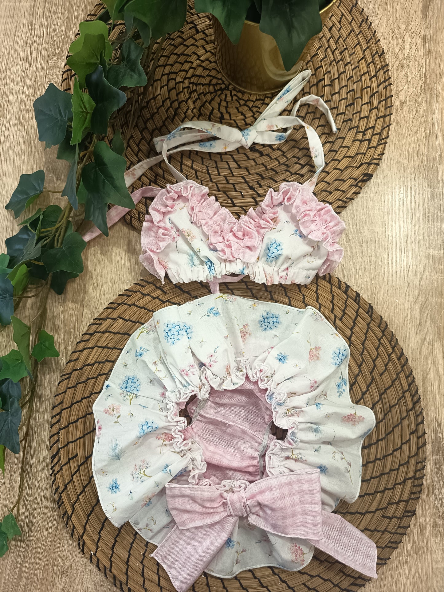 TRIANGOLO FIORI ROSA